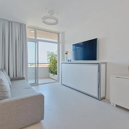 Lejlighed Luxury Costa 3 *