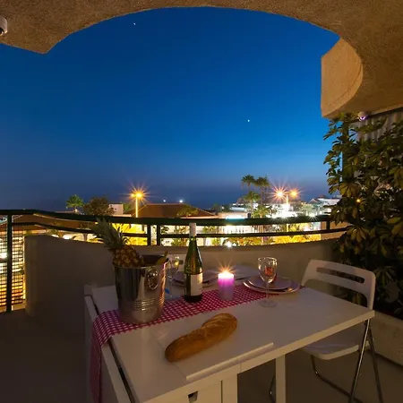 Appartamento Luxury Costa 3 *